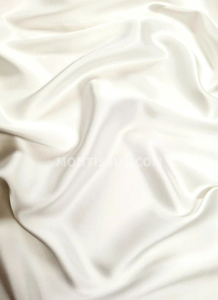 Satin élasthanne polyester blanc cassé